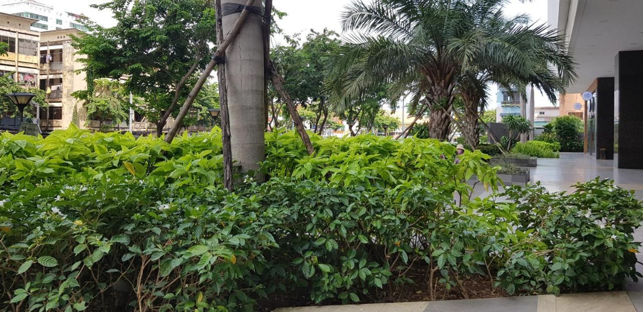 Herla Central Saigon 1 River Gate Ben Thanh Ho Chi Minh City Exterior photo